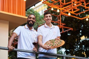 BRUNO E THIAGO, proprietários da PINOLI